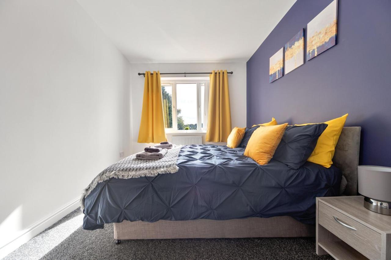 Exclusive House For Contractors And Families Villa Bradford  Exteriör bild